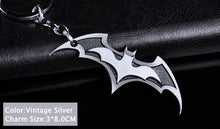 Superhero Marvel Batman Keychain Men Trinket Super Hero Spiderman Car Key Chain Captain America Keyring Jewelry Gift Souvenirs