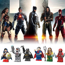 [Bainily]1pcs Super Heroes DIY Blocks Avengers Justice League Gingerbread Model Building Blocks Compatible With Legoingly Batman