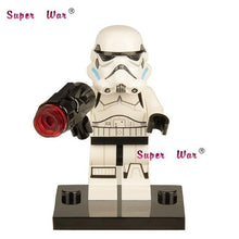 star wars superhero marvel  R2D2 Robot building