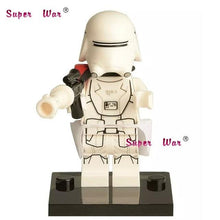 star wars superhero marvel  R2D2 Robot building